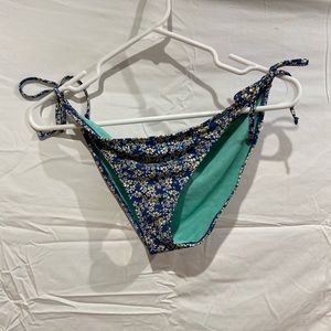 Floral bikini bottoms